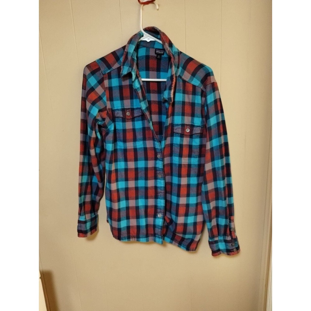 PATAGONIA Womens 10 Shirt Button Up Fjord Flannel BLUE RED Hiking Outdoor 53915